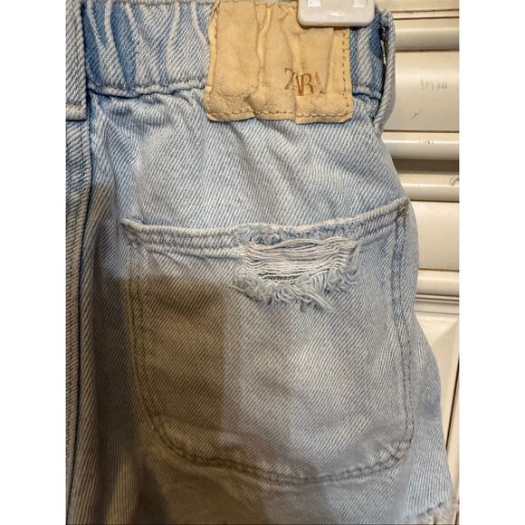 ZARA Girls Fringe Hem Elastic Waist Faded Denim Jean Shorts Light Blue Size 10 - Picture 4 of 7